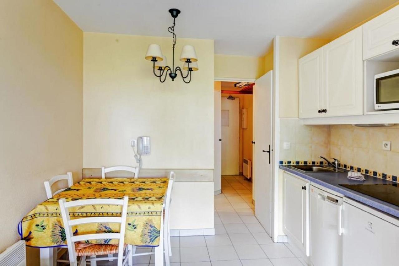 Residence La Pinede - Maeva Home Hyeres Room photo
